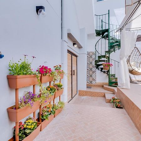 Groundfloor Hotel Faro Bagian luar foto